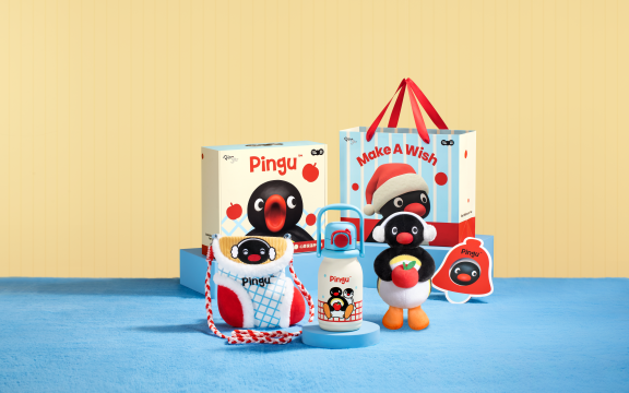Pingu Christmas Stainless Steel Tumbler Gift Box