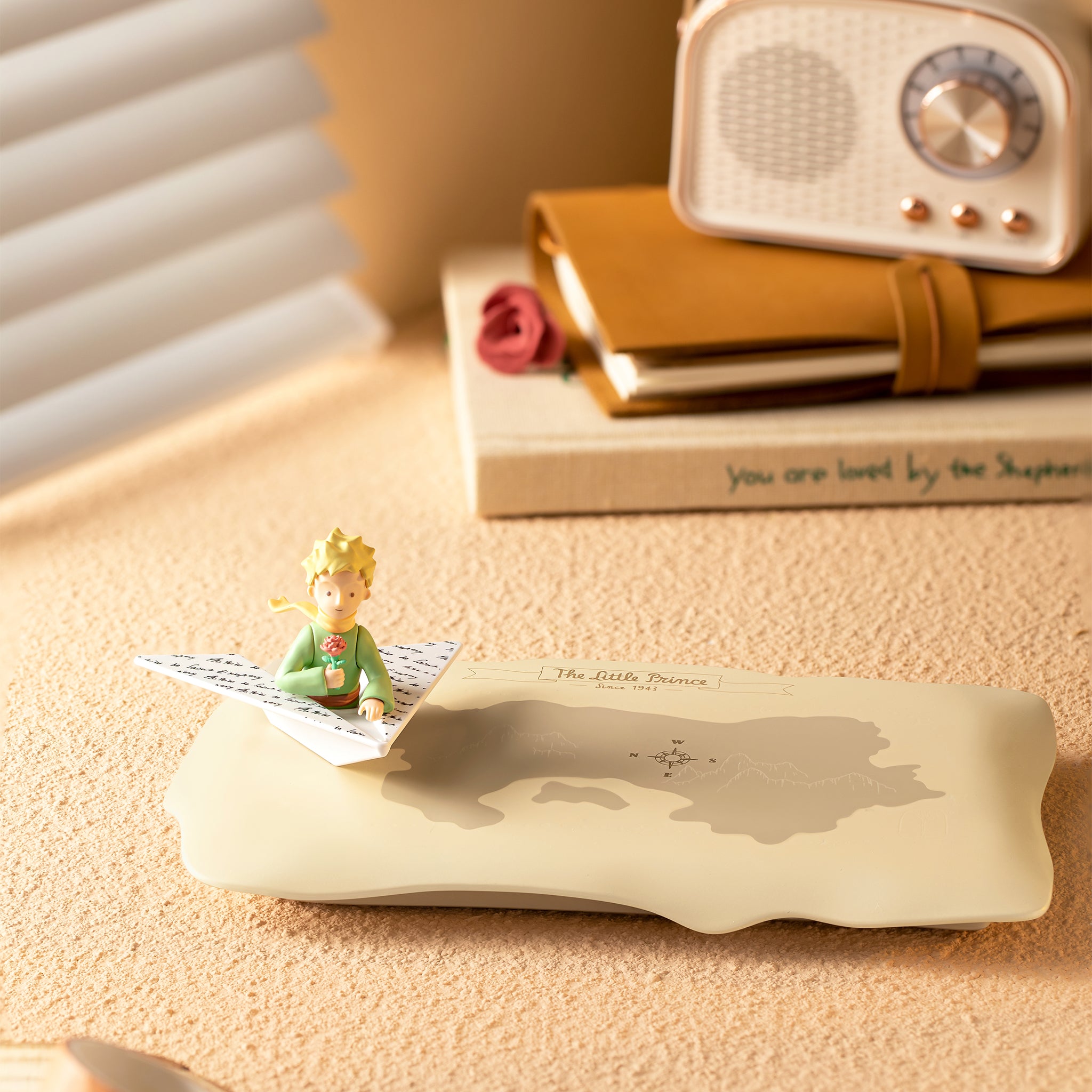 MarTUBE Le Petit Prince & Rose Wireless Charger
